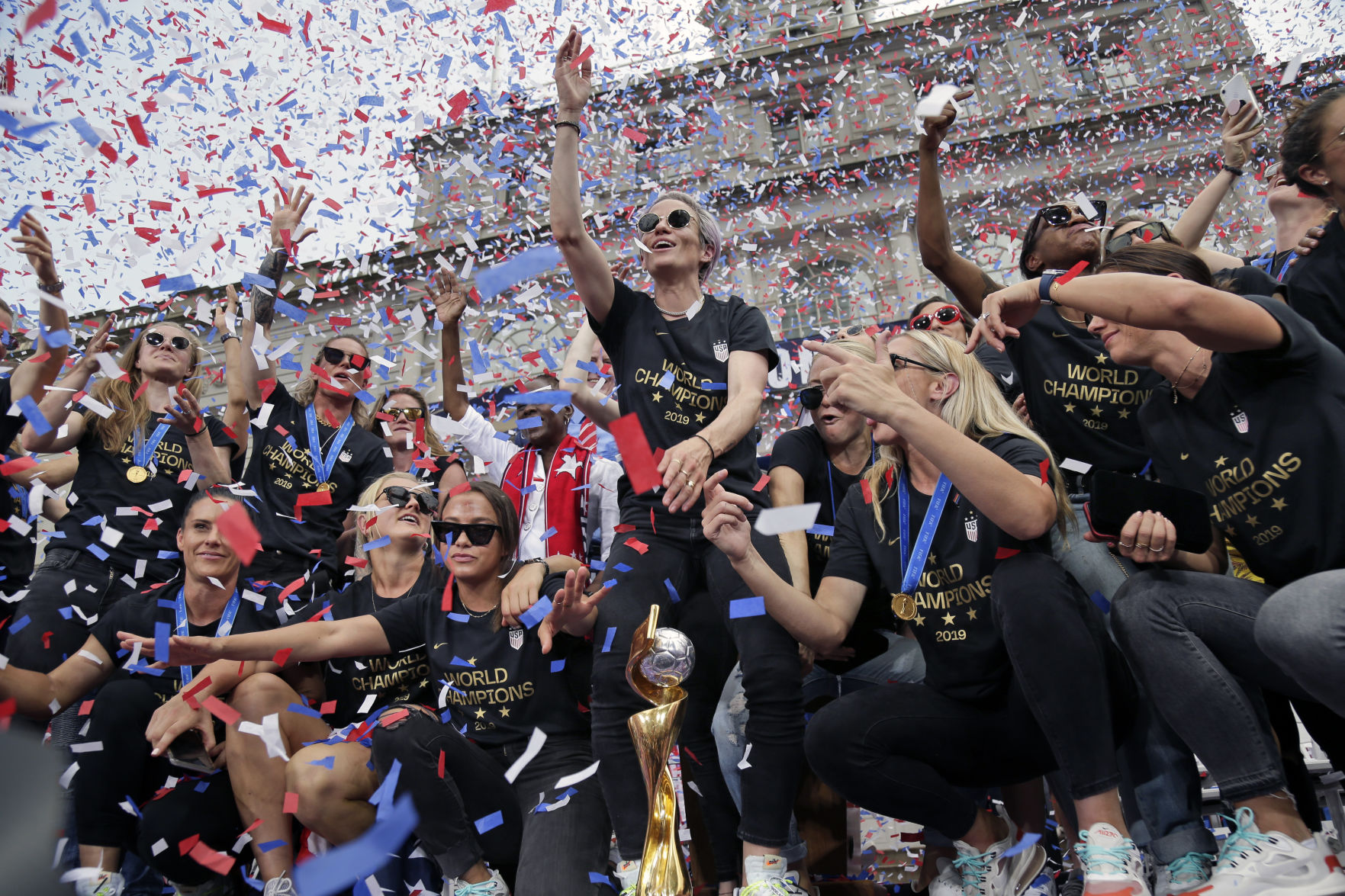 Megan Rapinoe and US women's soccer team